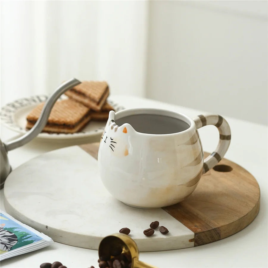 "Cute Ceramic Cat-Shaped Mug – 380ml/13oz for Milk, Coffee, and Water"