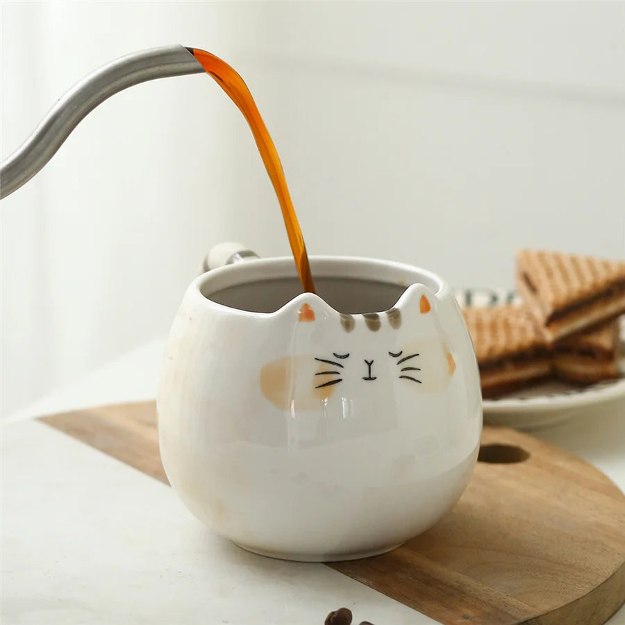 "Cute Ceramic Cat-Shaped Mug – 380ml/13oz for Milk, Coffee, and Water"