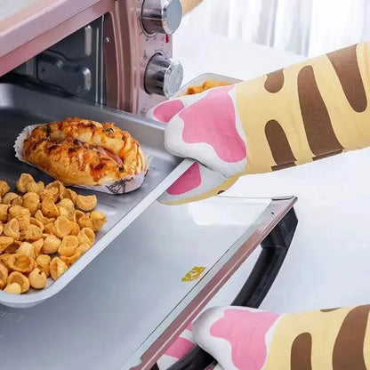 "Cute Cat Paw Long Cotton Oven Glove - Heat Resistant, Non-Slip Kitchen Baking Mitt"